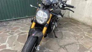 Ducati Monster 1200 S (2017 - 21)  (3)