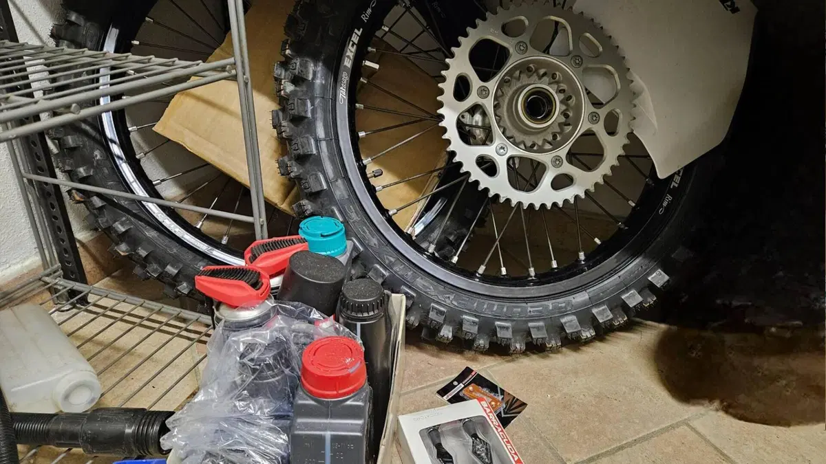 KTM 125 SX (2022)  (9)