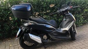 Piaggio Beverly 350 SportTouring ie (2011 - 15) 