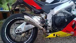 Aprilia RSV4 R (2009 - 12) 