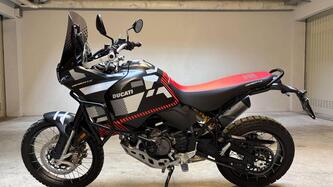Ducati DesertX (2022 - 25) usata