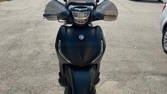 Piaggio Beverly 300 Hpe (2021)