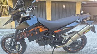 KTM 690 Supermoto
