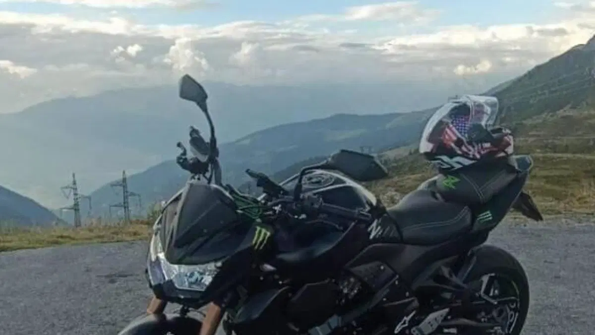 Kawasaki Z 750 R (2011 - 14)  (3)