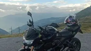 Kawasaki Z 750 R (2011 - 14)  (3)
