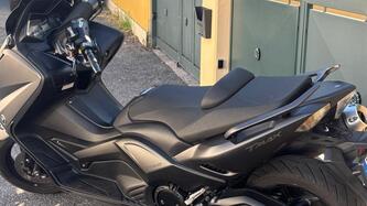 Yamaha T-Max 530 (2015 - 16)