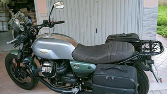 Moto Guzzi V7 850 Stone Special Abs (2021)
