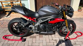 Triumph Speed Triple 1050 R ABS (2016 - 17)