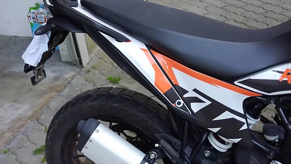 KTM 390 Adventure (2020)  (7)