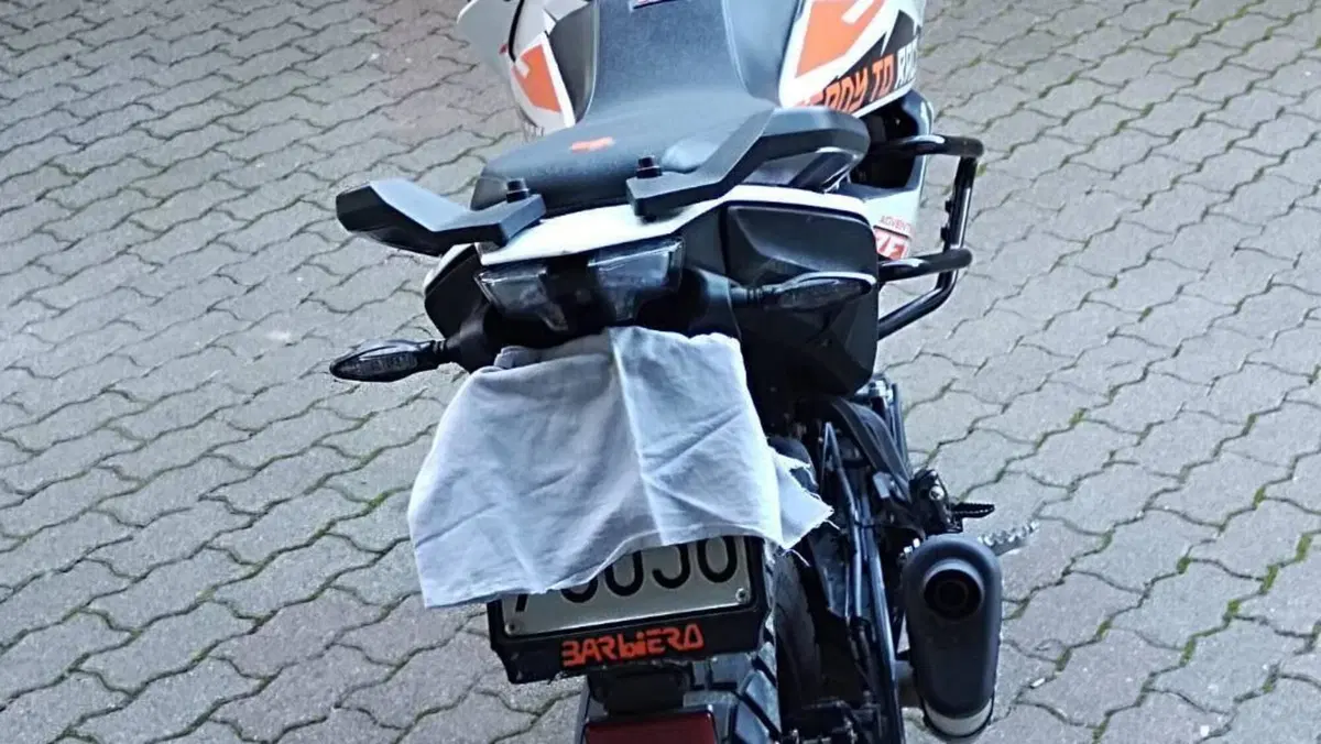 KTM 390 Adventure (2020)  (3)