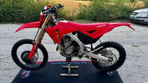 Honda CRF 250 R (2025) 