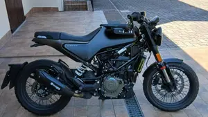 Husqvarna Svartpilen 401 (2021 - 23) 