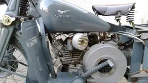 Moto Guzzi   (3)