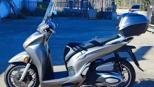 Honda SH 350 (2021 - 24)  (2)