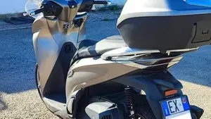 Honda SH 350 (2021 - 24)  (7)