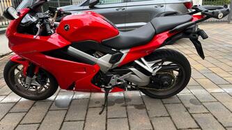Honda VFR 800 F (2014 - 16) usata