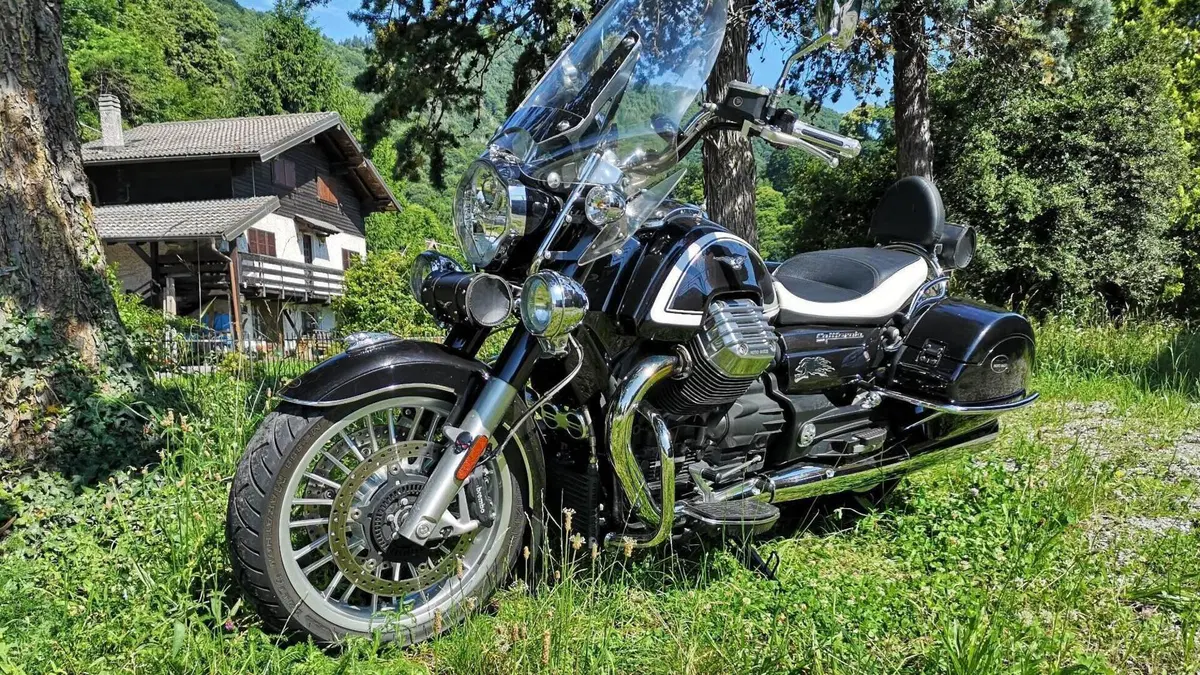 Moto Guzzi California 1400 Touring (2012 - 16)  (2)