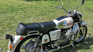 Moto Guzzi V7 Special (2025 - 26)  (4)