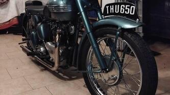 Triumph 6t Thunderbird  epoca
