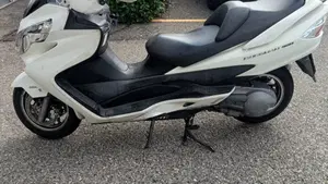 Suzuki Burgman AN 400 (2008 - 13)  (2)