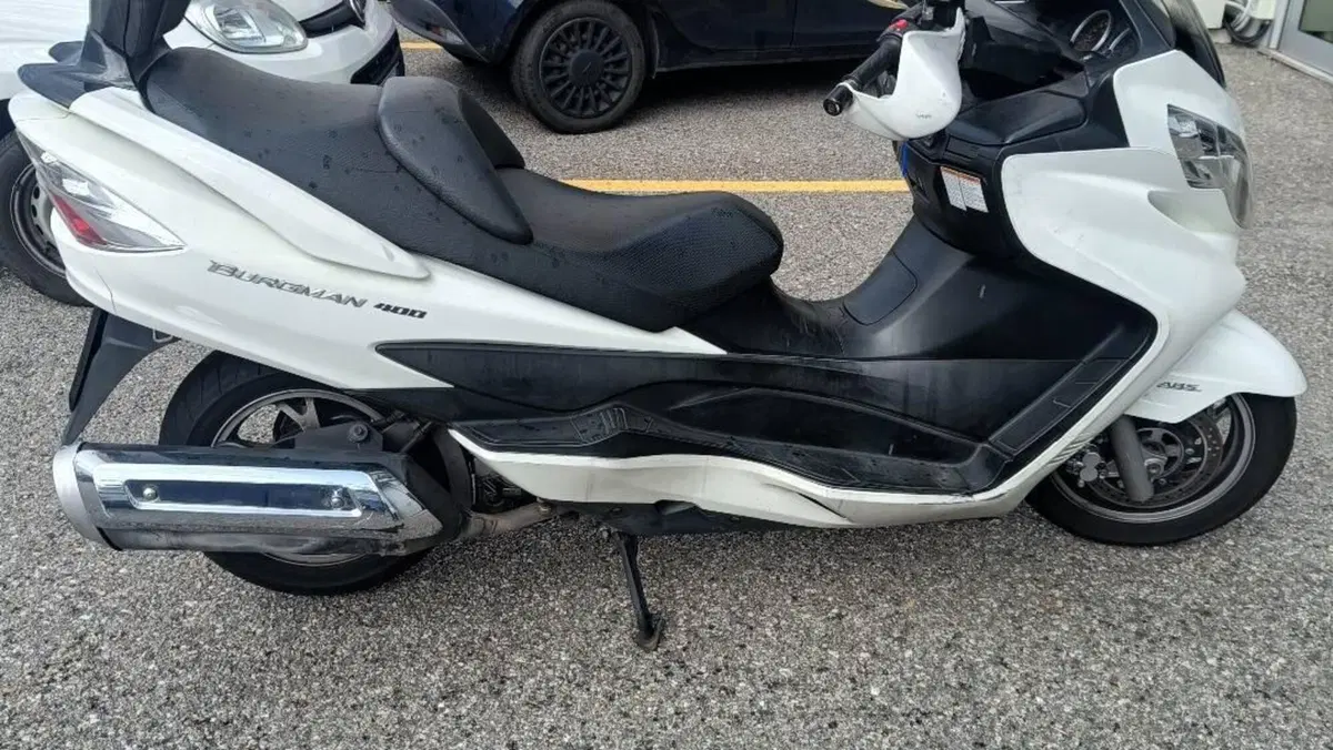 Suzuki Burgman AN 400 (2008 - 13)  (3)