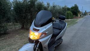 Suzuki Burgman AN 400 (2001 - 02) 