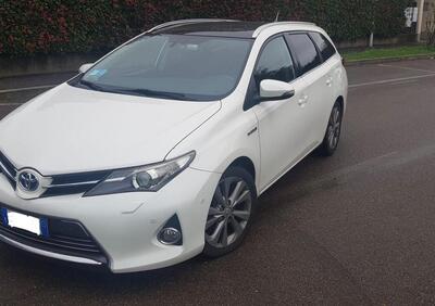 Toyota Auris Station Wagon 1.8 Hybrid Lounge