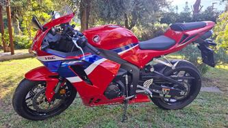 Honda CBR 600 RR (2024 - 25) usata