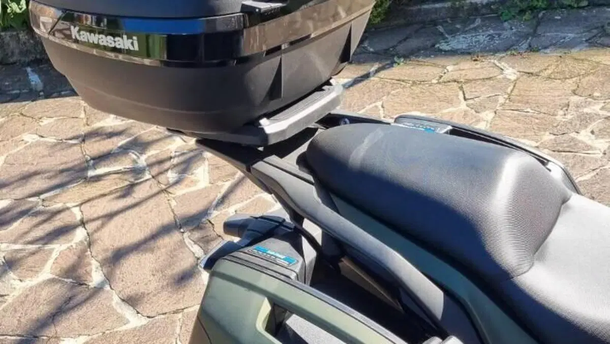 Kawasaki Versys 650 Grand Tourer (2021)  (6)