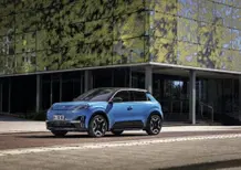 Nuova Nissan Micra 2025: l’elettrica compatta che punta a conquistare la città