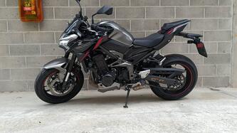 Kawasaki Z 900 (2021 - 24) usata