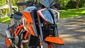 KTM 1290 Super Duke R (2022 - 23)