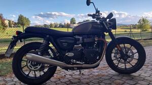 Triumph Street Twin 900 (2021 - 22) 