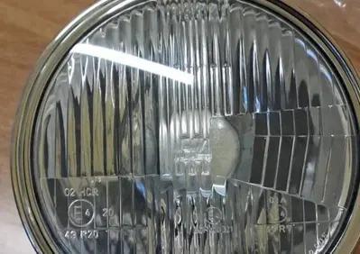 fanale anteriore MOTO GUZZI lampada H4 - Annuncio 9833325