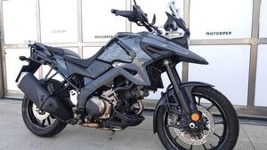 Suzuki V-Strom 1050 Machi (2021) 