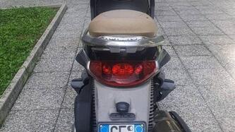 Piaggio Beverly 400 i.e. (2006 - 10) usata