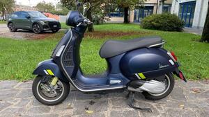 Vespa GTS 300 Super Tech (2023 - 24) 