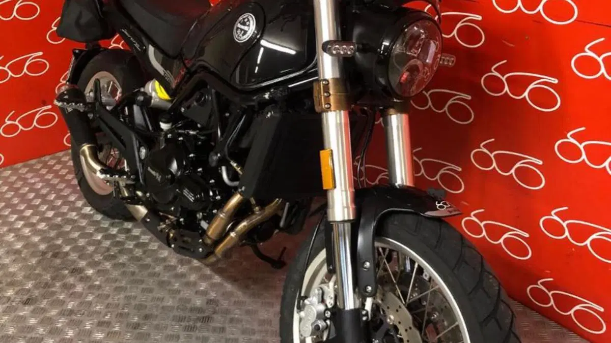 Benelli Leoncino 500 Trail (2021 - 26)  (2)