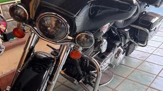 Harley-Davidson 1584 Electra Glide Ultra Classic (2007) - FLHTCU