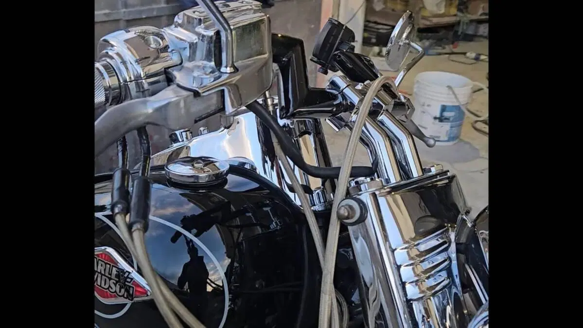 Harley-Davidson 1584 Heritage Classic (2008 - 10) - FLSTC  (8)