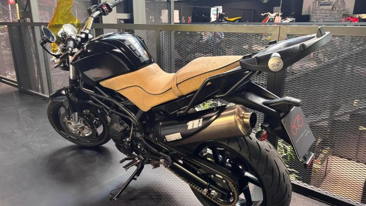 Moto Morini 11 1/2 (2013 - 17)  (2)