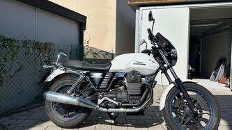 Moto Guzzi V7 Stone (2012 - 15)
