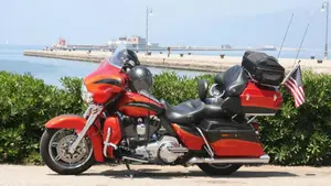 Harley-Davidson 1800 Electra Glide Ultra Classic (2012 - 13) - FLHTCUSE  (3)