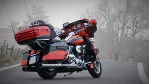 Harley-Davidson 1800 Electra Glide Ultra Classic (2012 - 13) - FLHTCUSE  (4)