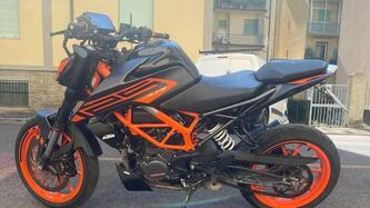 KTM 125 Duke (2021 - 23) usata