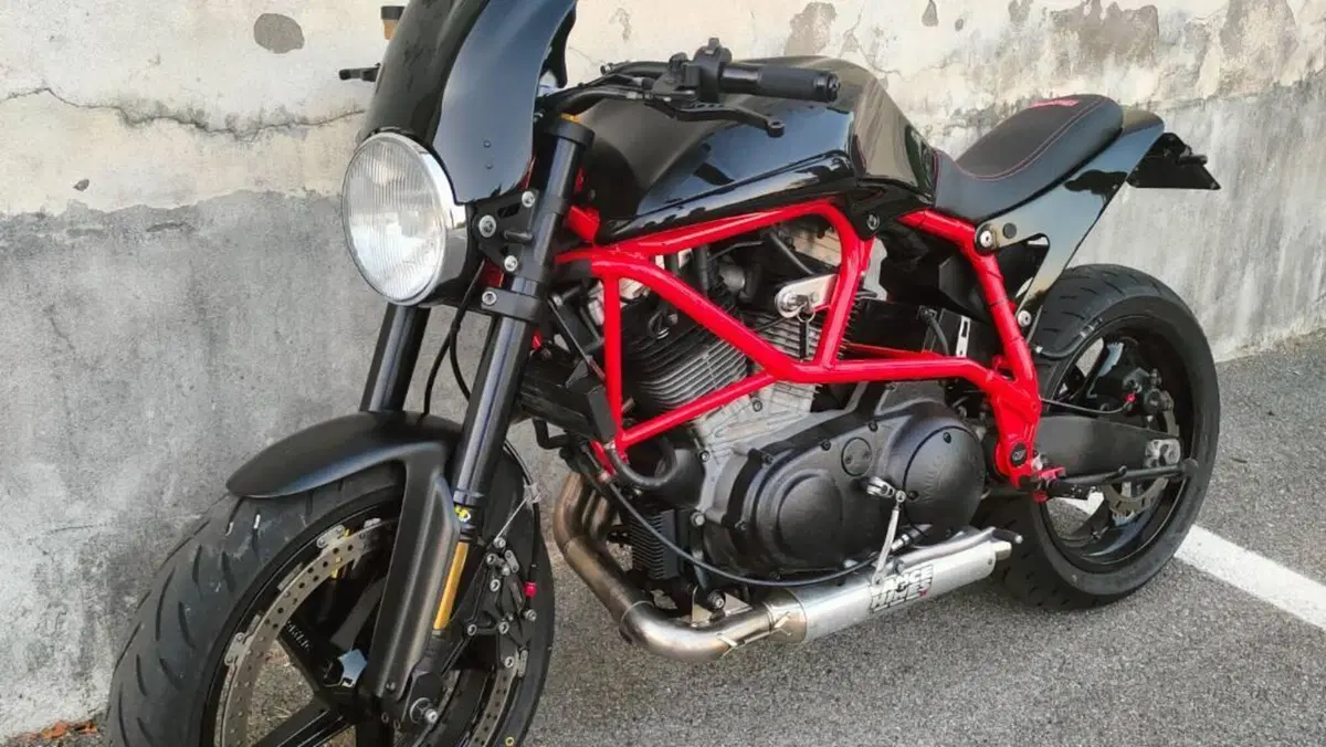 Buell Lightning X1 1200  (10)
