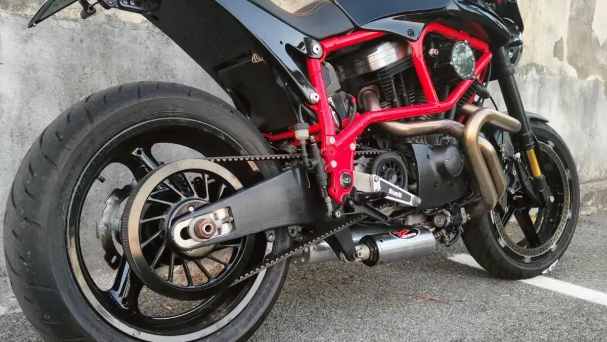 Buell Lightning X1 1200  (12)