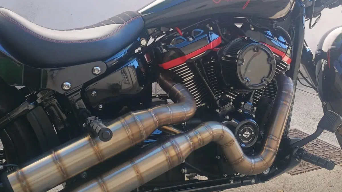Harley-Davidson Breakout (2021 - 22) 