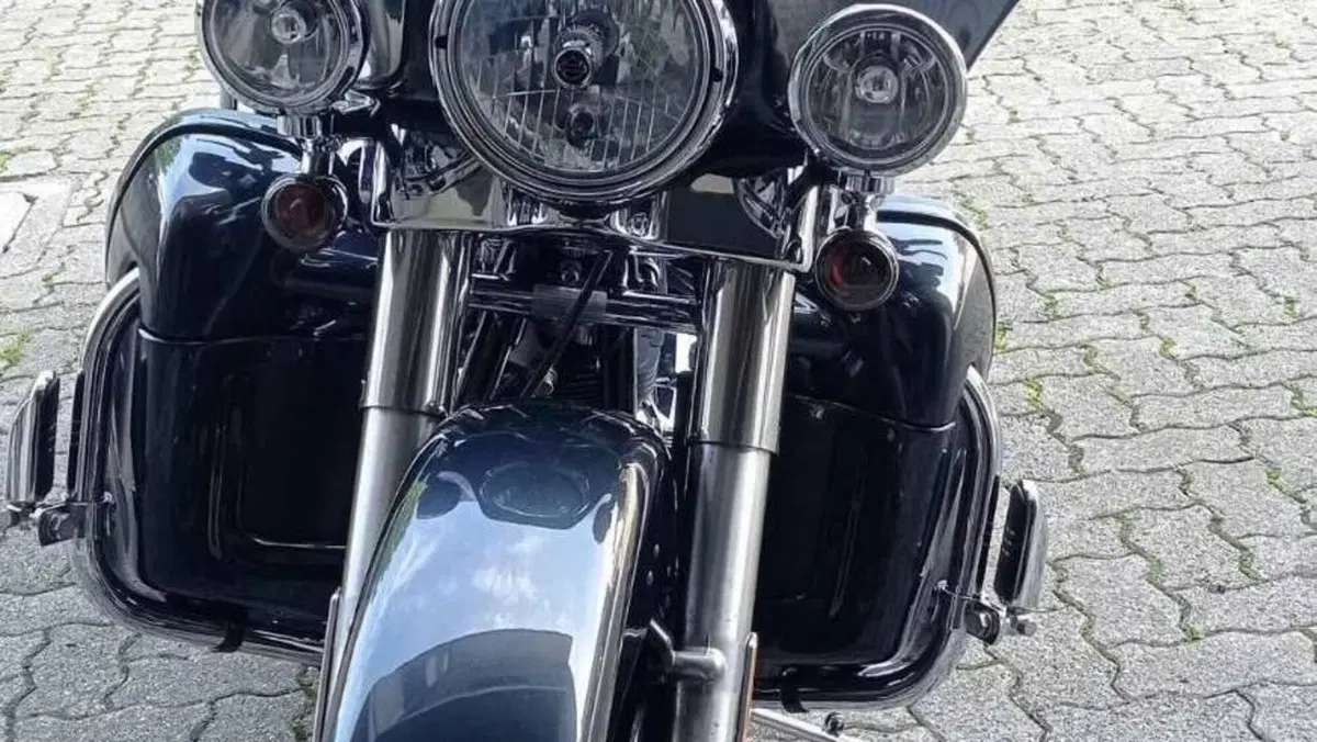 Harley-Davidson 1584 Street Glide (2008 - 10) - FLHX  (2)