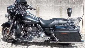 Harley-Davidson 1584 Street Glide (2008 - 10) - FLHX  (7)